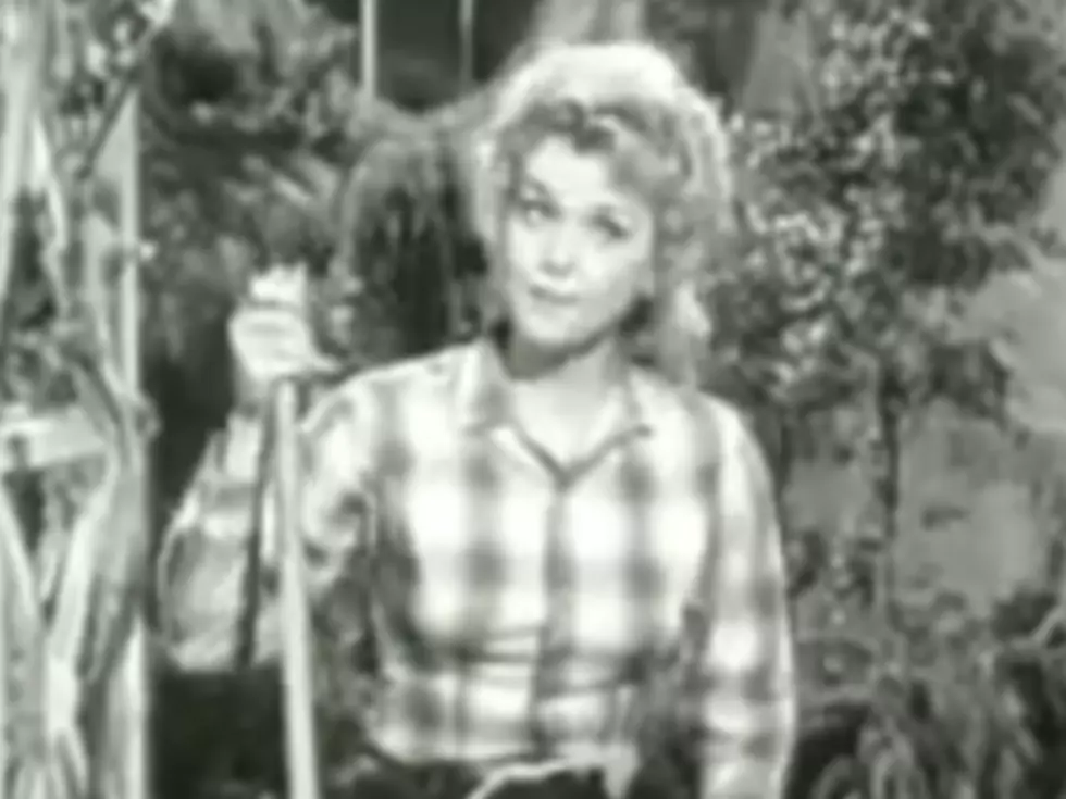 Donna Douglas, Beverly Hillbillies&#8217; Elly May, Dead at 81