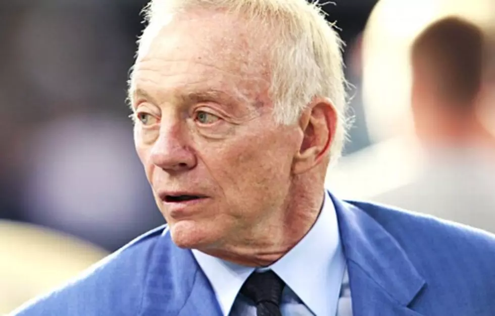 Cowboys&#8217; Jerry Jones Named NFL Executive of the Year