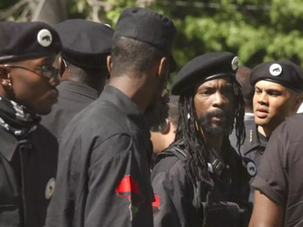 Armed Black Panthers Taunt Police: ‘Off the Pigs!’ [VIDEO]