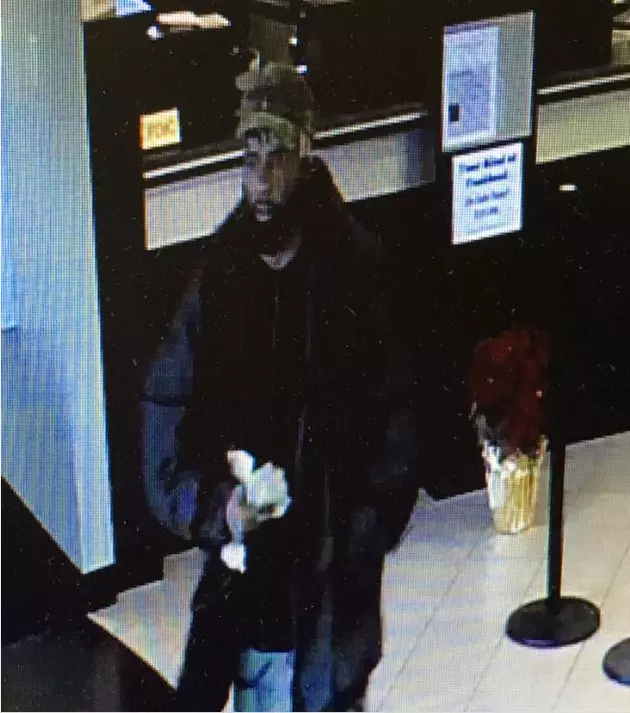 Bossier Police Are Looking For Bank Robber