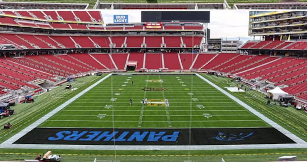 Grounds Crew Screws Up While Painting Field for Super Bowl 50