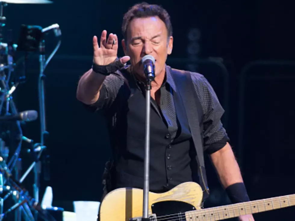 Springsteen Salutes Glenn Frey With ‘Take It Easy’ Cover [VIDEO]