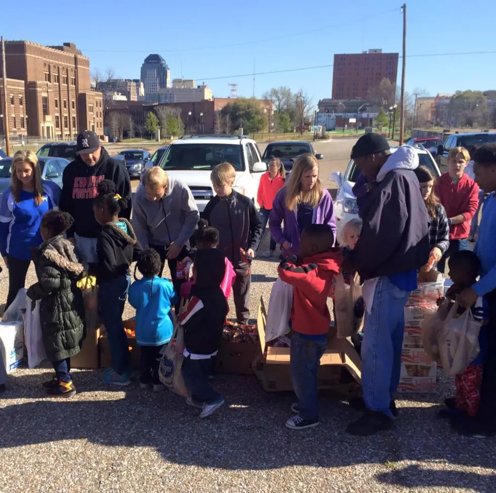 Feud Over Feeding the Homeless in Downtown Shreveport [VIDEO]