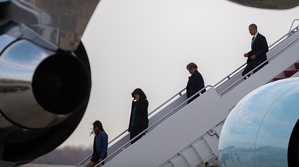 Obamas Take Two Separate Planes For Hiking Trip To Argentina