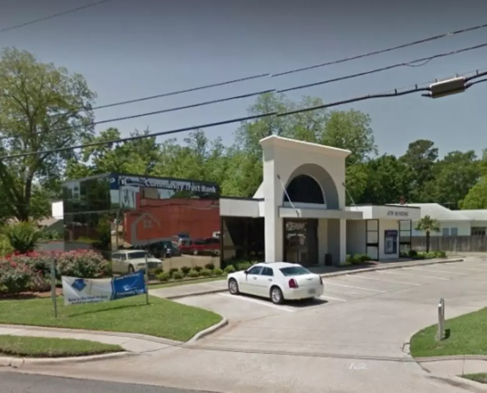 Shreveport Bank Robbed; Police Search for Suspect