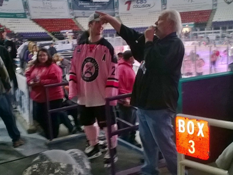 Mudbugs Jersey Auction Nets $15K For Komen