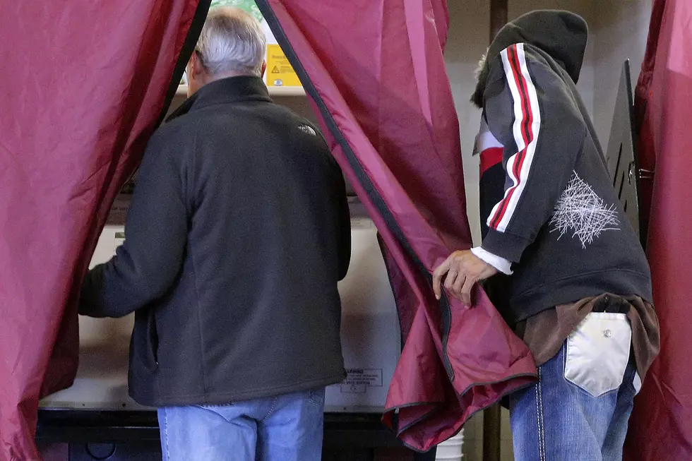 Louisiana Officials Feud Over Generators for Polling Places