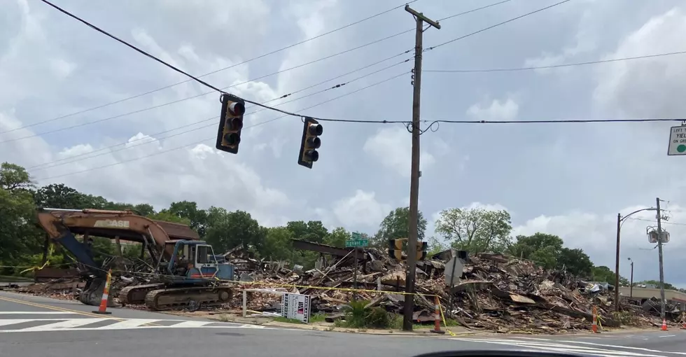 Don’s Seafood Building Torn Down