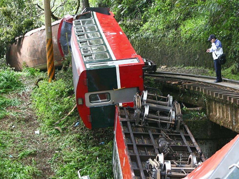 Dozens Dead in Train Accident in Tawain