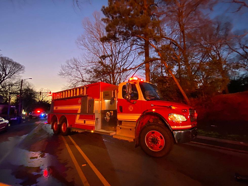 Shreveport Fire Department Fights Queensborough House Fire