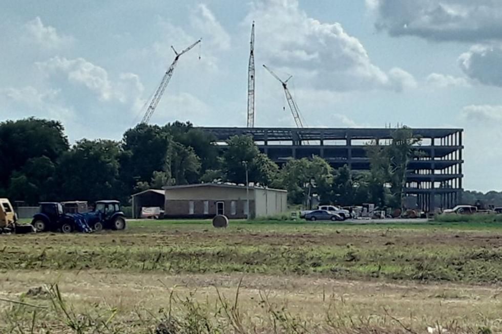 The New Amazon Warehouse in Shreveport is Jaw Droppingly Huge