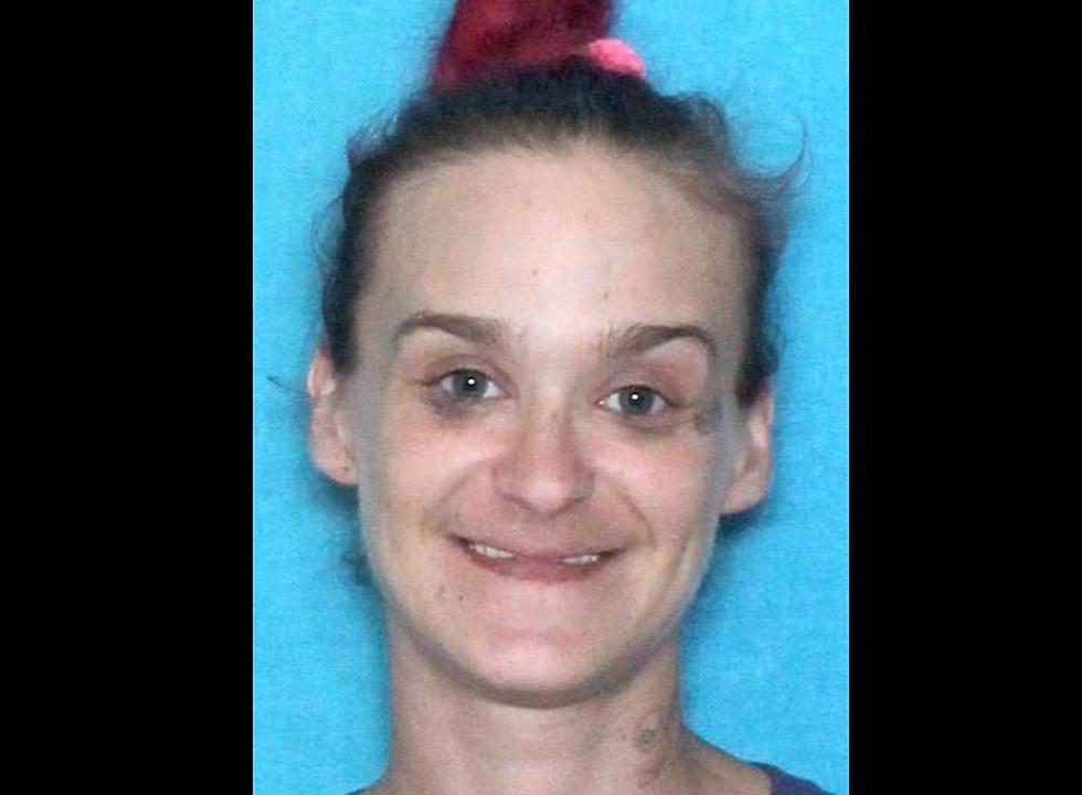 Woman Scams Louisiana Auto Dealership Out of $100K in Cars