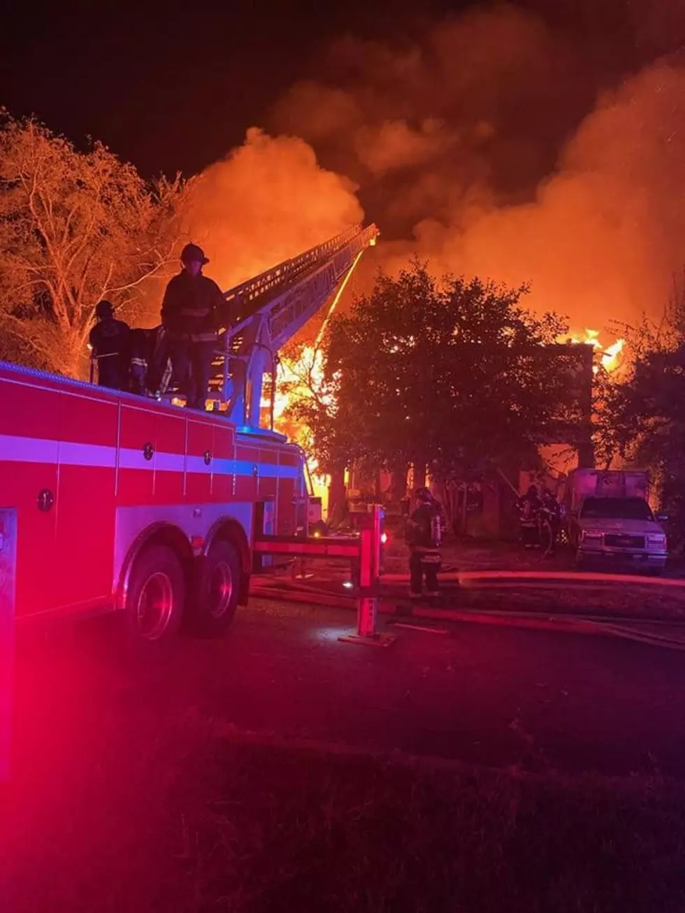 Shreveport Fire Department Battles Early-Morning Blaze in Highland