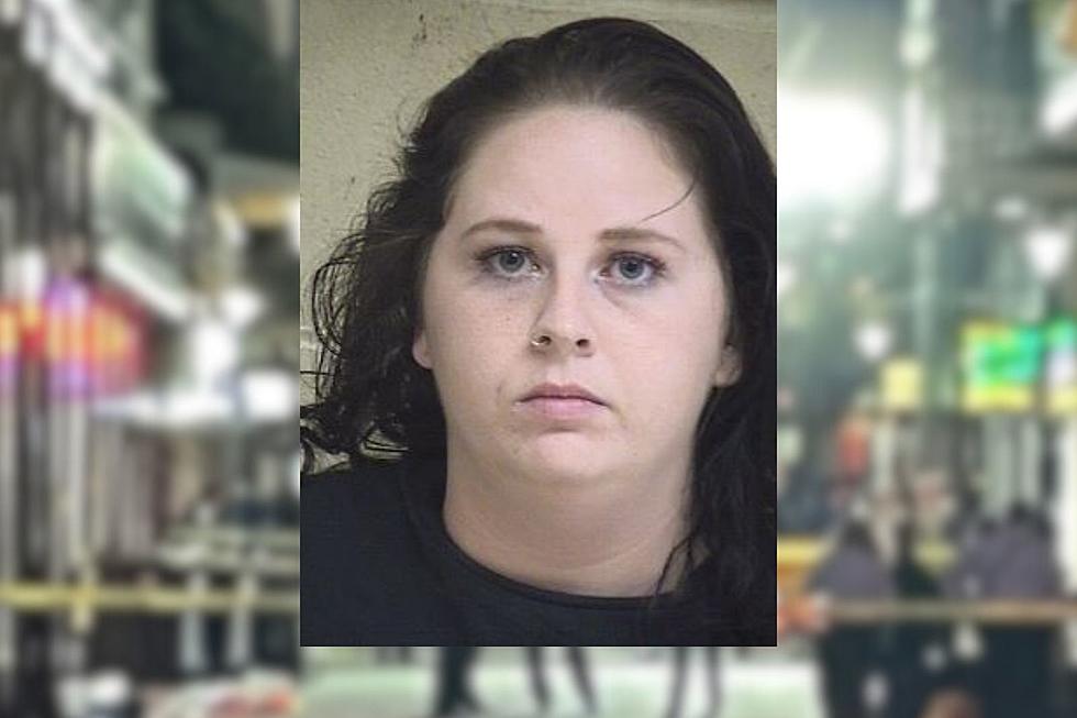 Knife-Wielding Woman Arrested by Shreveport Police