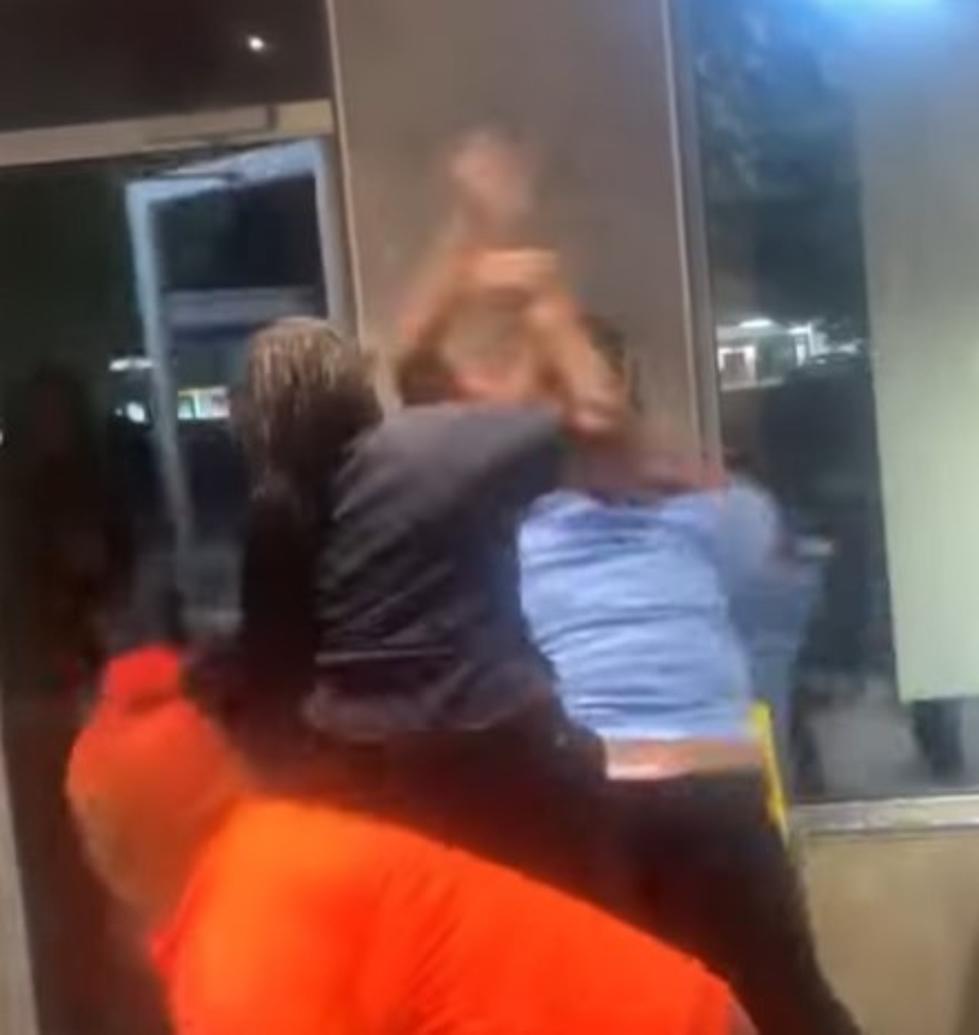 Wild Brawl Breaks Out At a Shreveport Fast Food Joint (VIDEO)