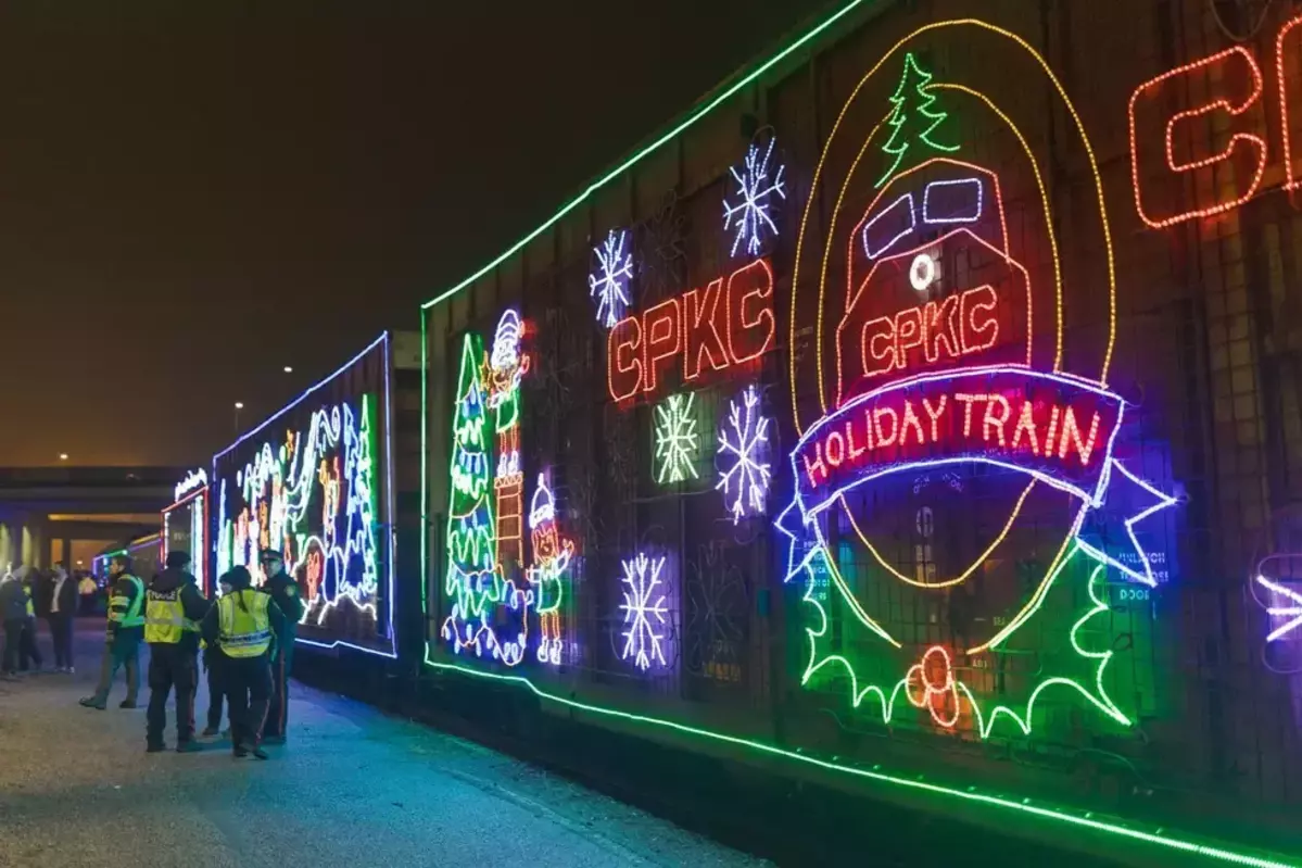 Holiday Train Rolls into North Louisiana Bringing Cheer and Music