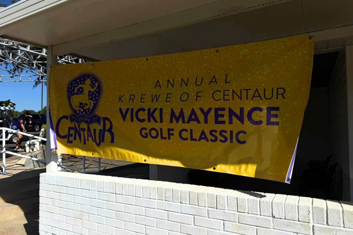 Krewe Of Centaur Hosts Vicki Mayence Golf Tournament At Northwood Hills
