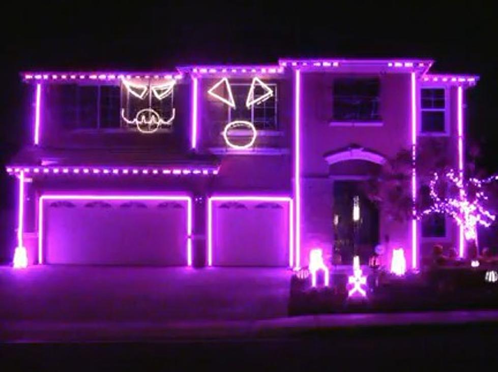 Dazzling Halloween “Party Rock” House [VIDEO]