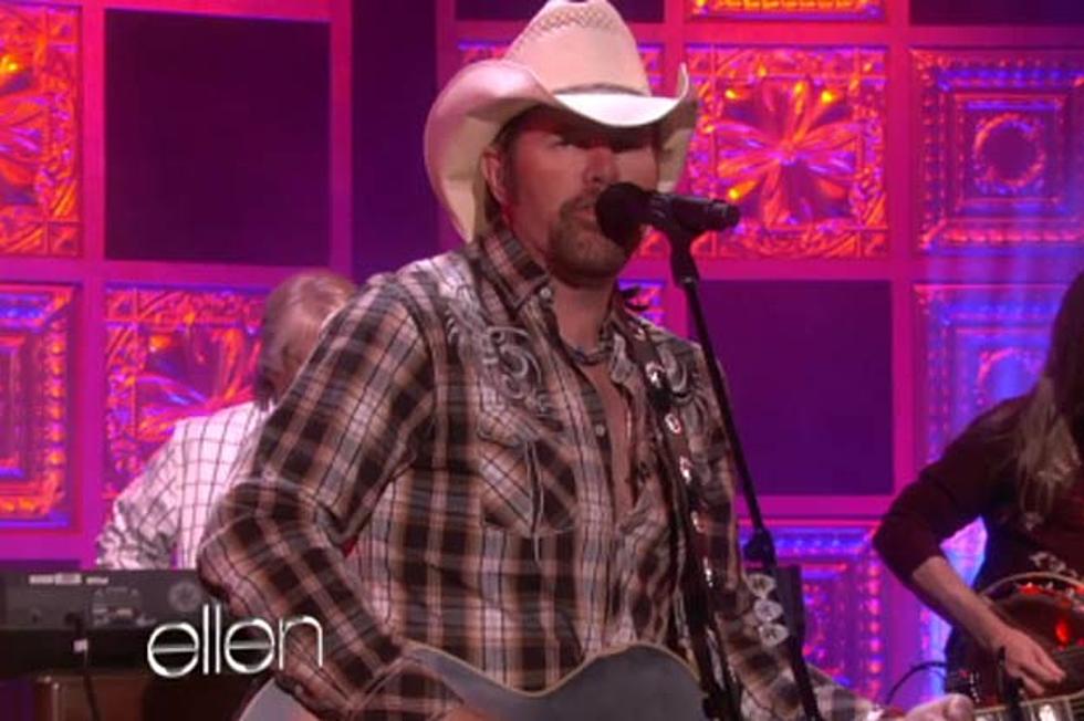 Toby Keith Performs Spring Break Anthem ‘Red Solo Cup’ on ‘Ellen’