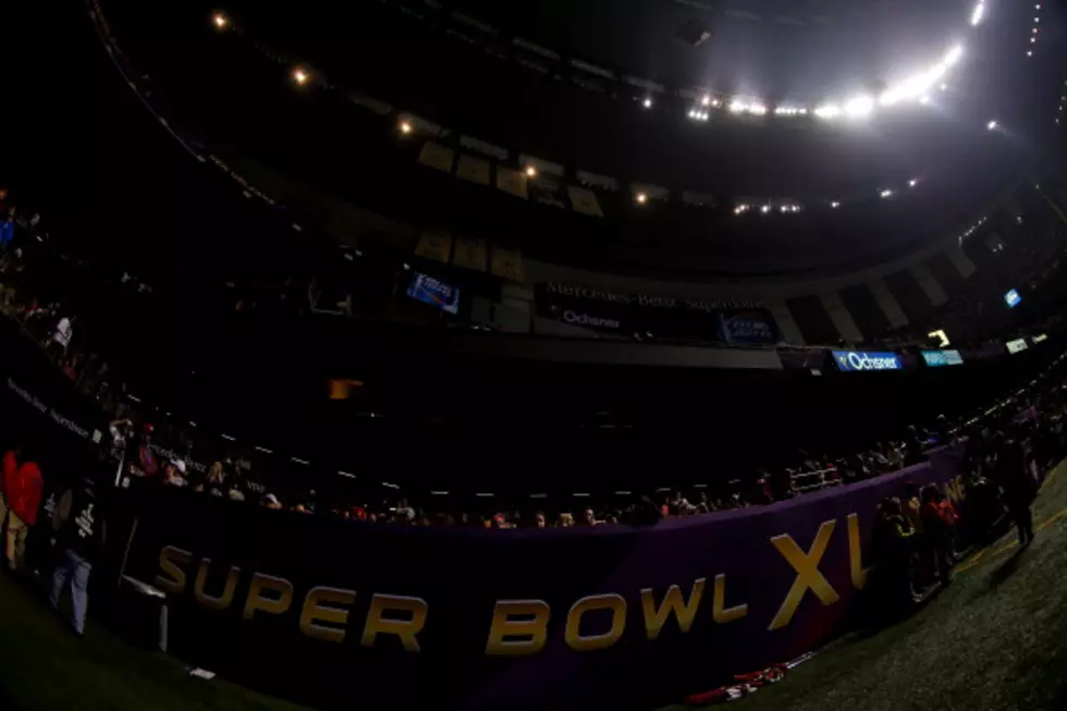 In Honor of the Superdome’s Power Outage, Here Are Funny Videos of People Getting Shocked