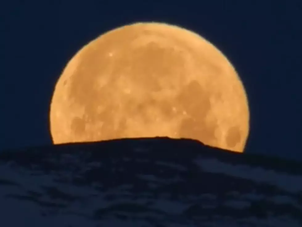 Most Unbelievable ‘Super Moon’ Video