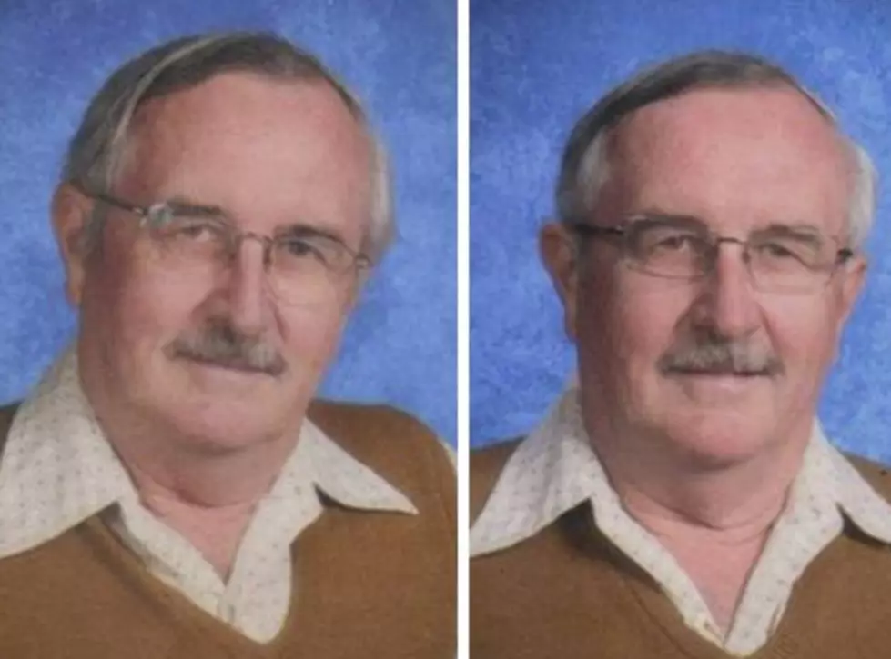 Teacher Wears Same Outfit For School Pics For 40 Years!
