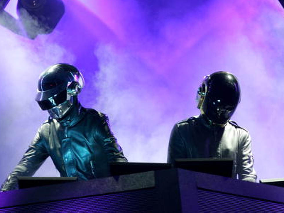 Never Heard of Grammy Award Winner Daft Punk: Well, Listen Up! They Are Pretty Good (Video)