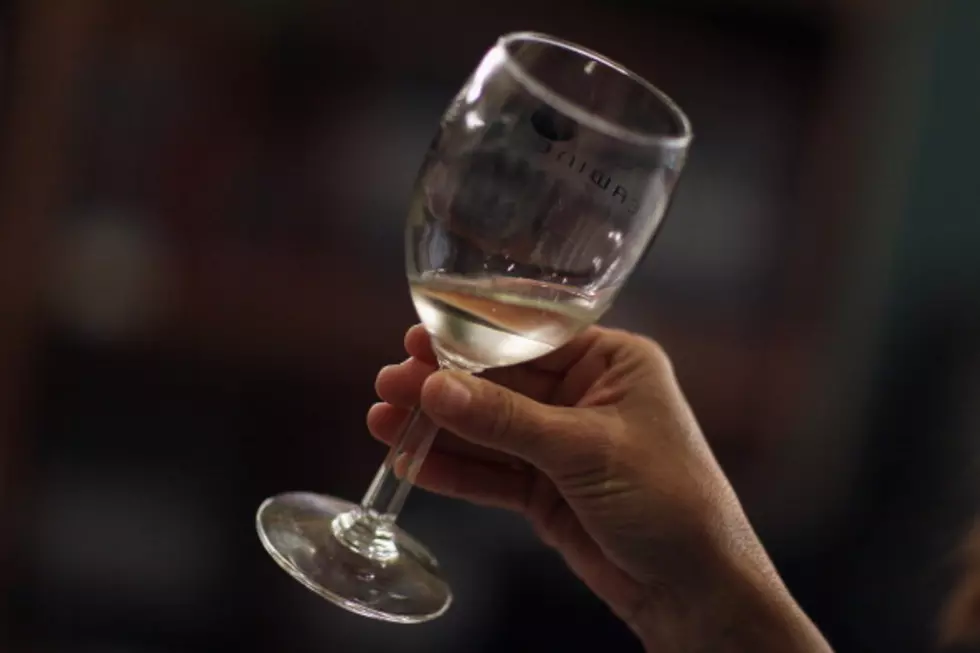 Why Can’t Women Drink As Much As Men? [VIDEO]