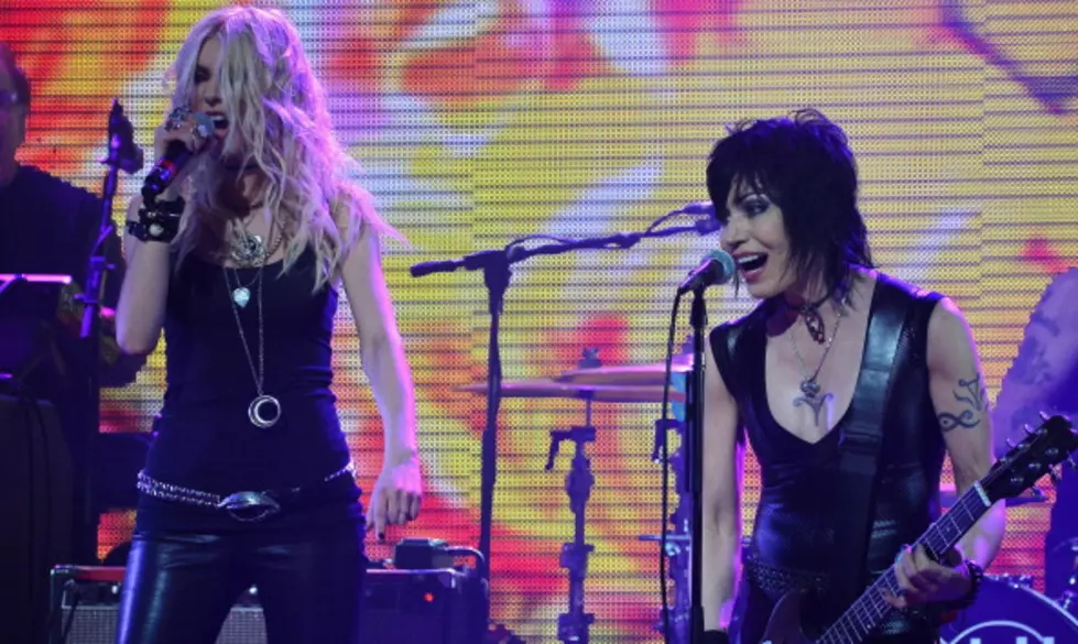 Joan Jett Rocks Shreveport With Taylor Momsen Of The Pretty Reckless [VIDEO]