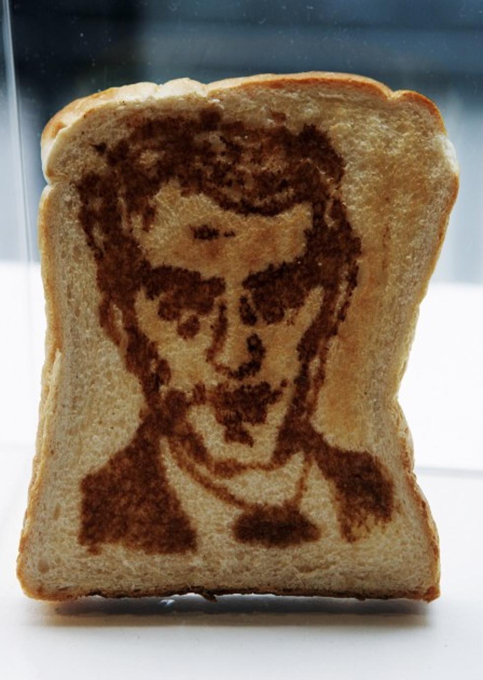 Selfie Toaster: Your Face on Your Toast Every Morning