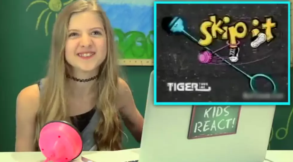 Kids React To The Skip-It Toy [Video]