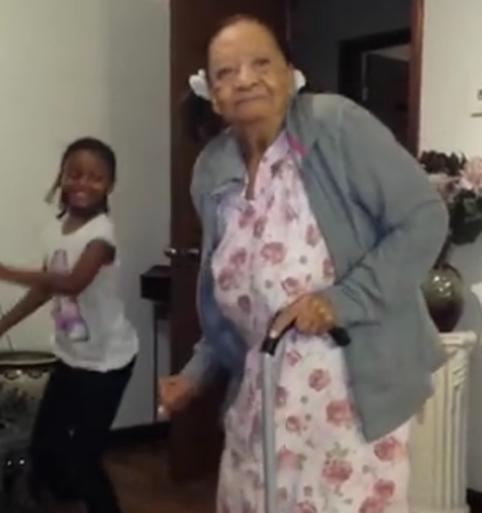 97-Year-Old Woman Dances With Her 8-Year-Old Great-Granddaughter [VIDEO]