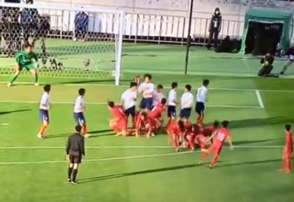 Greatest Choreographed Penalty Kick Ever [VIDEO]