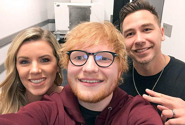 J-si Hangs Backstage with Ed Sheeran in Arlington