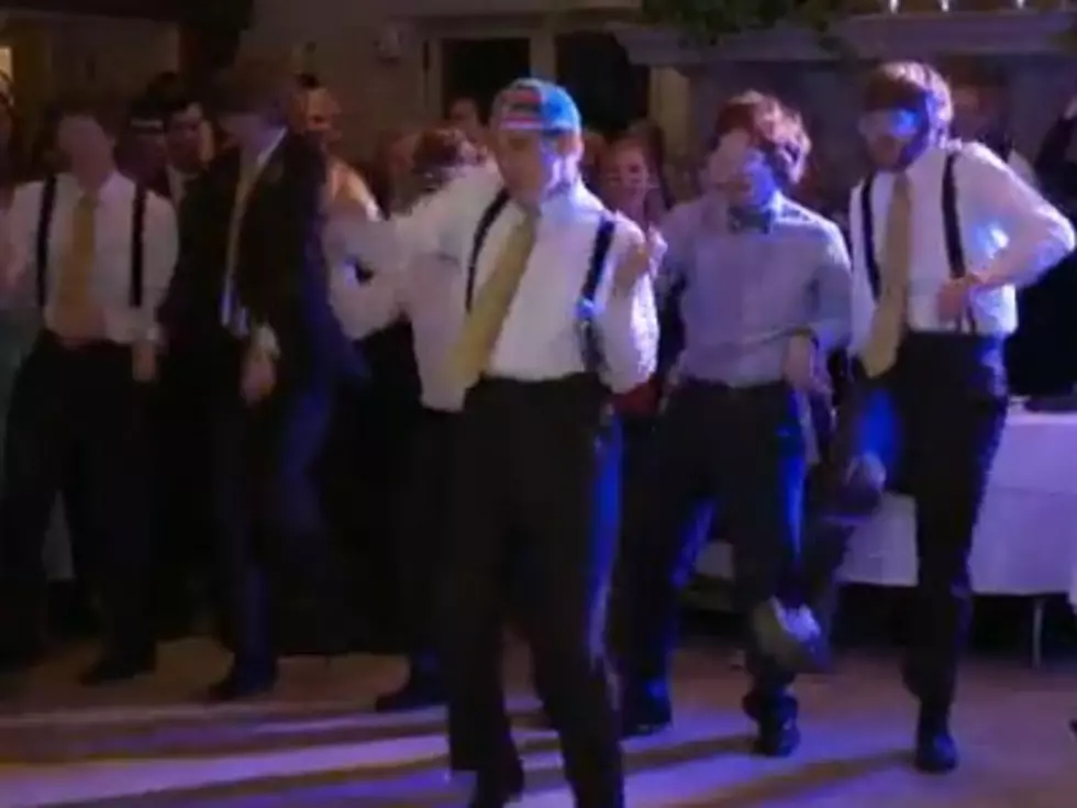Groom Surprizes Wife With Singing And Dancing To Bieber [Video]