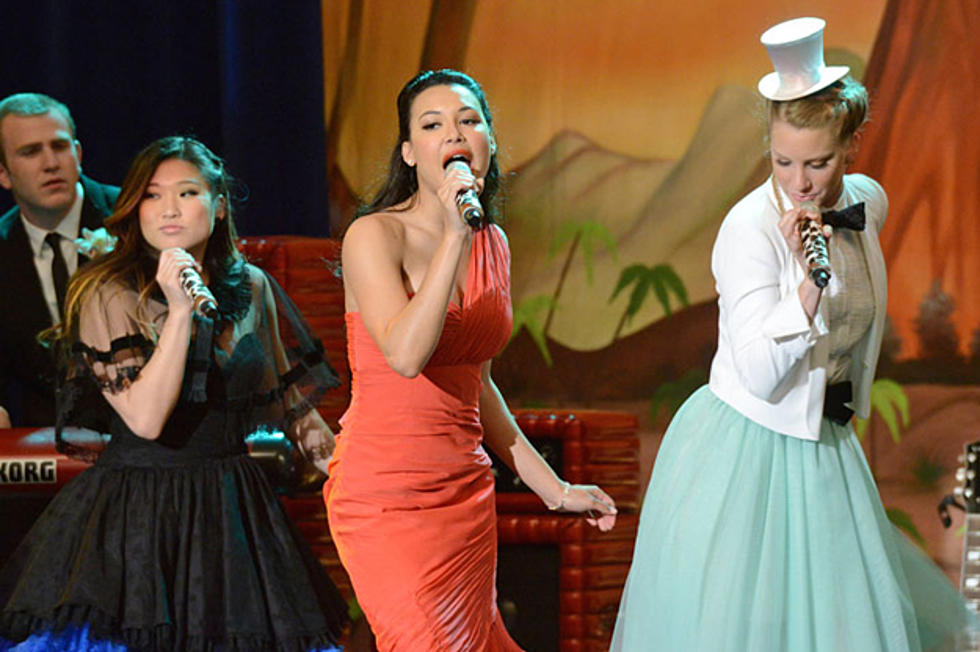New Directions Take the Theme of ‘Prom-asaurus’ Literally on ‘Glee’