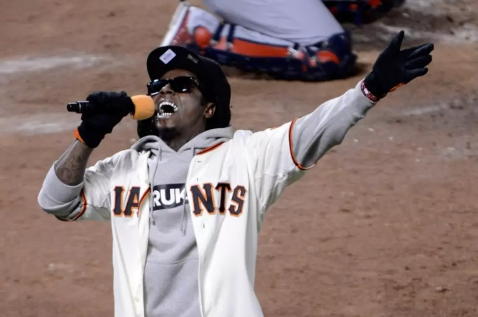 Lil Wayne Sings For Giants (VIDEO)
