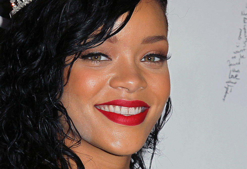 Rihanna Reveals Tracklist For New Album