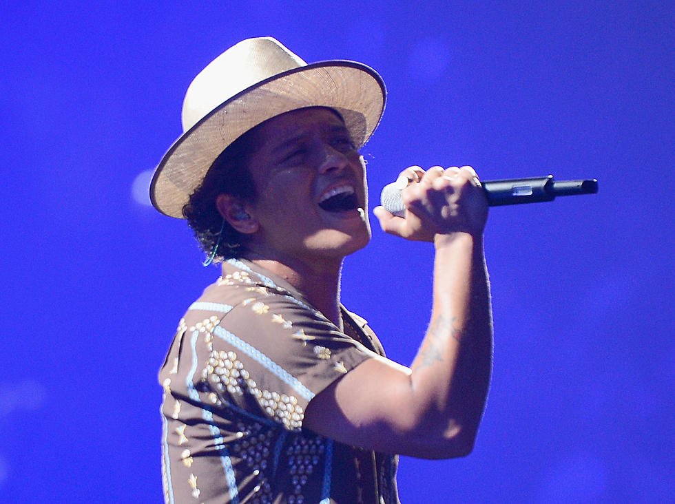 Bruno Mars Is the Most Illegally Downloaded Artist of 2013