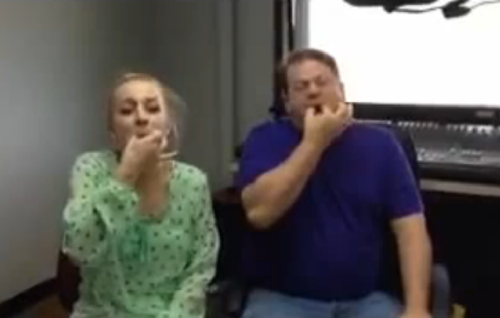 Stifler and Jess Learn How to Whistle [VIDEO]