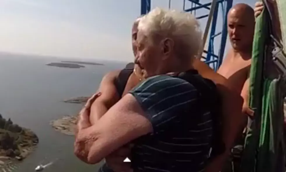 95 Year Old Lady Goes Bungee Jumping