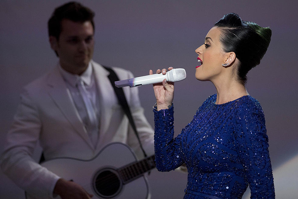 Cue The  Fireworks! Katy Perry Lands 2015 Super Bowl Halftime Show