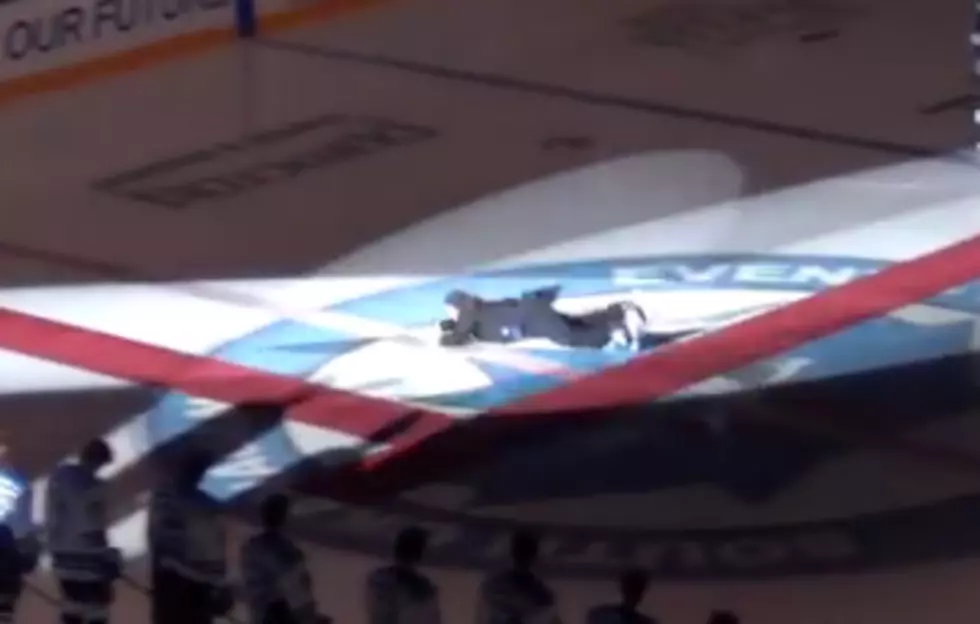 Man Singing “O Canada” Falls at a Hockey Game, but Doesn’t Miss a Note