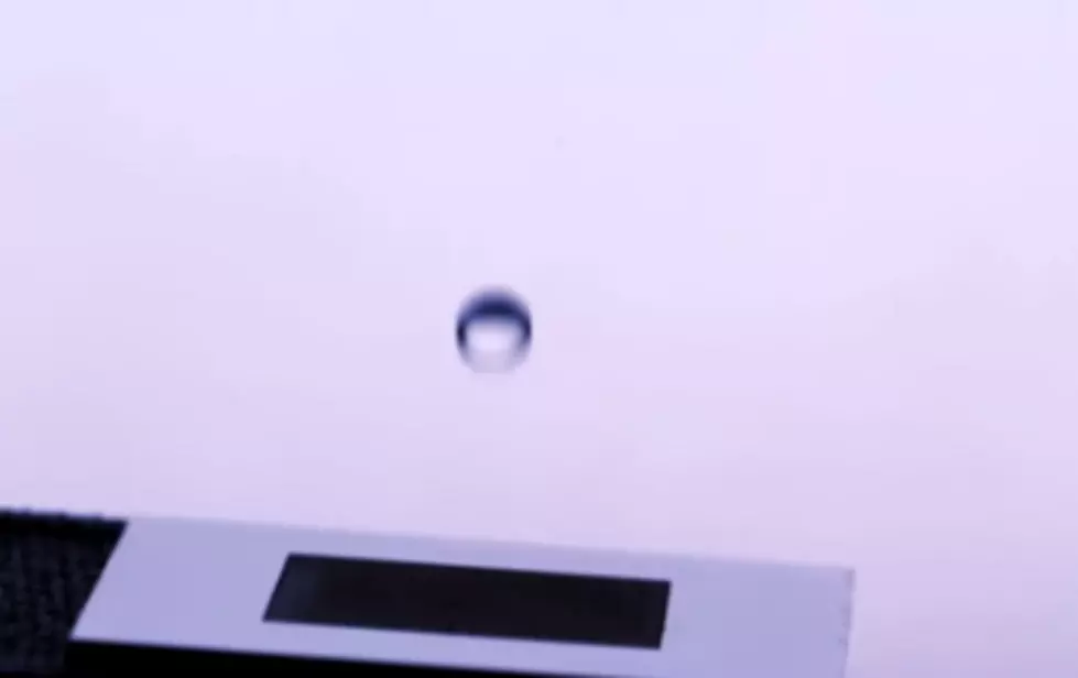Watch this Water Bounce Off Water-Resistant Metal [VIDEO]