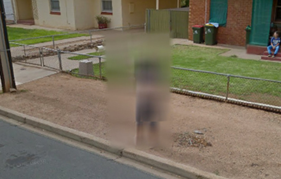 Australian Woman Flashes Google Car [PICTURE]