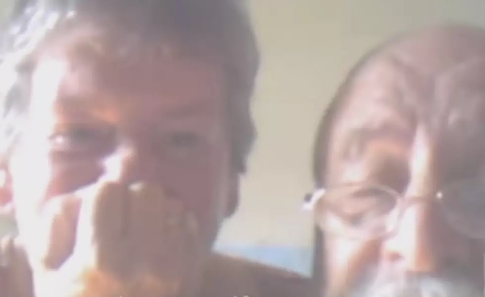 Guy Skyped His Parents While Skydiving [VIDEO]