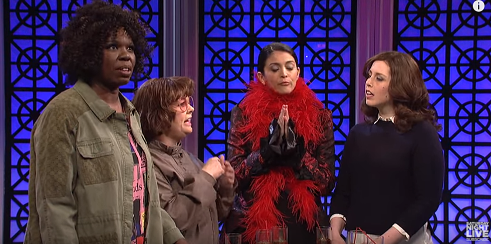 Melissa McCarthy Cracks Up Castmembers In This &#8216;SNL&#8217; Skit (VIDEO)