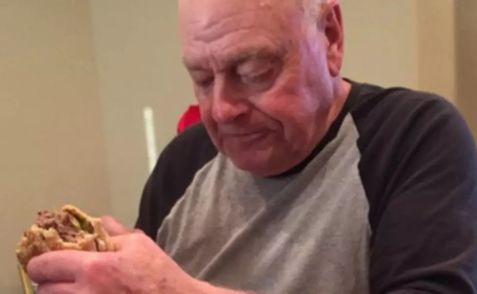 Only One Grandchild Showed Up For Dinner, Now “Papaw” is Twitter Famous