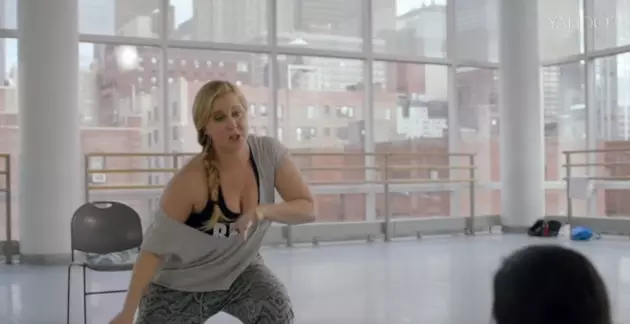 Amy Schumer Responds To Being Called &#8216;Plus-Size&#8217; By Glamour Magazine