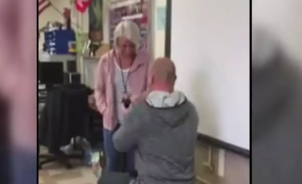 Teacher Proposes To Other Teacher In Front Of Her Class